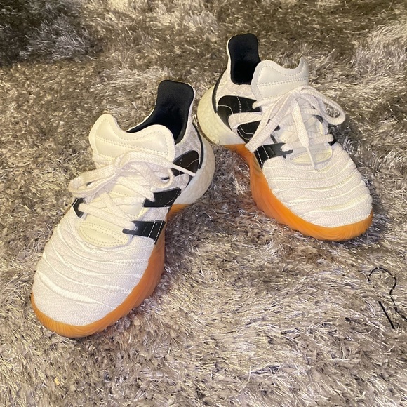 Adidas sobakov boost 2.0 boys size 6.5 - Picture 2 of 9